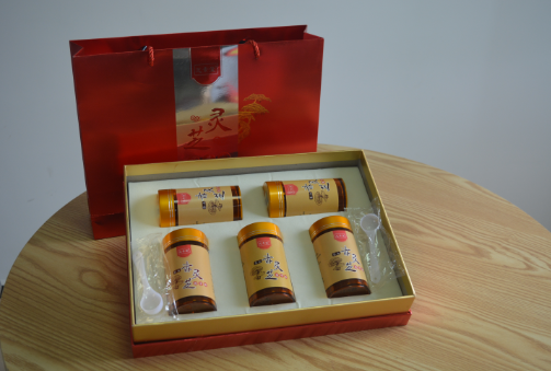 灵芝孢子粉冲泡有油是怎么回事？-第1张图片-破壁灵芝孢子粉研究指南