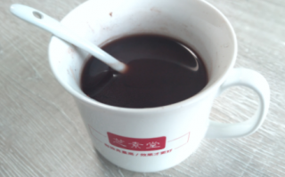 灵芝孢子粉吃了胃胀怎么回事？